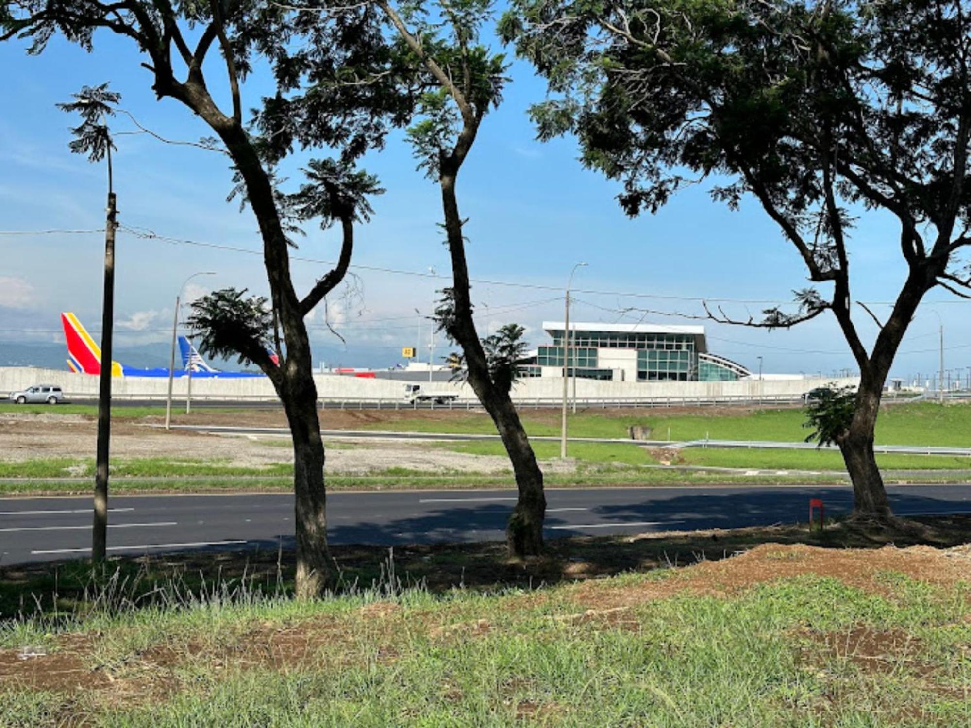 Rivera Family Airport Apartments Río Segundo Exterior foto